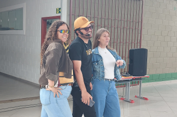 Foto - Uma Manhã de Emoção e Reflexão na Escola Antônio Ferreira