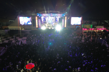 Foto - Abertura do 29º Rodeio leva emoção e espetáculo à arena!