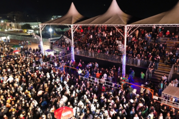 Foto - Abertura do 29º Rodeio leva emoção e espetáculo à arena!