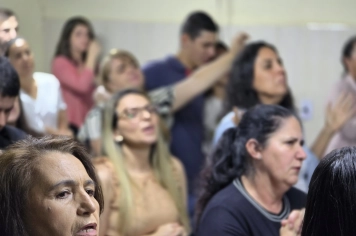 Foto relacionada - Segunda dia da 8ª Semana Evangélica reúne fiéis na Igreja Tua Face em noite de Palavra e adoração