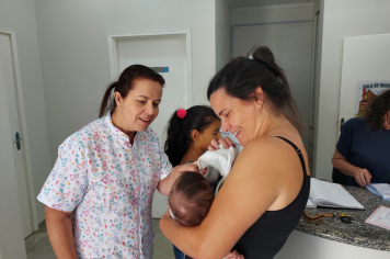 Foto - Campanha de Atualização de Vacinas na UBS de Albertina