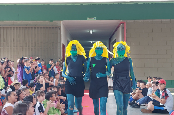 Foto - Dia de Fantasia na Escola Municipal Antônio Ferreira