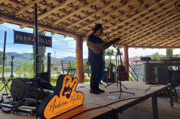 Foto relacionada - Feira do Rolo movimenta o Parque do Lago e atrai público de toda a região