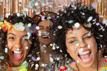 Albertina Celebra 62 Anos com uma Festa Inesquecível e Carnaval 2025! 