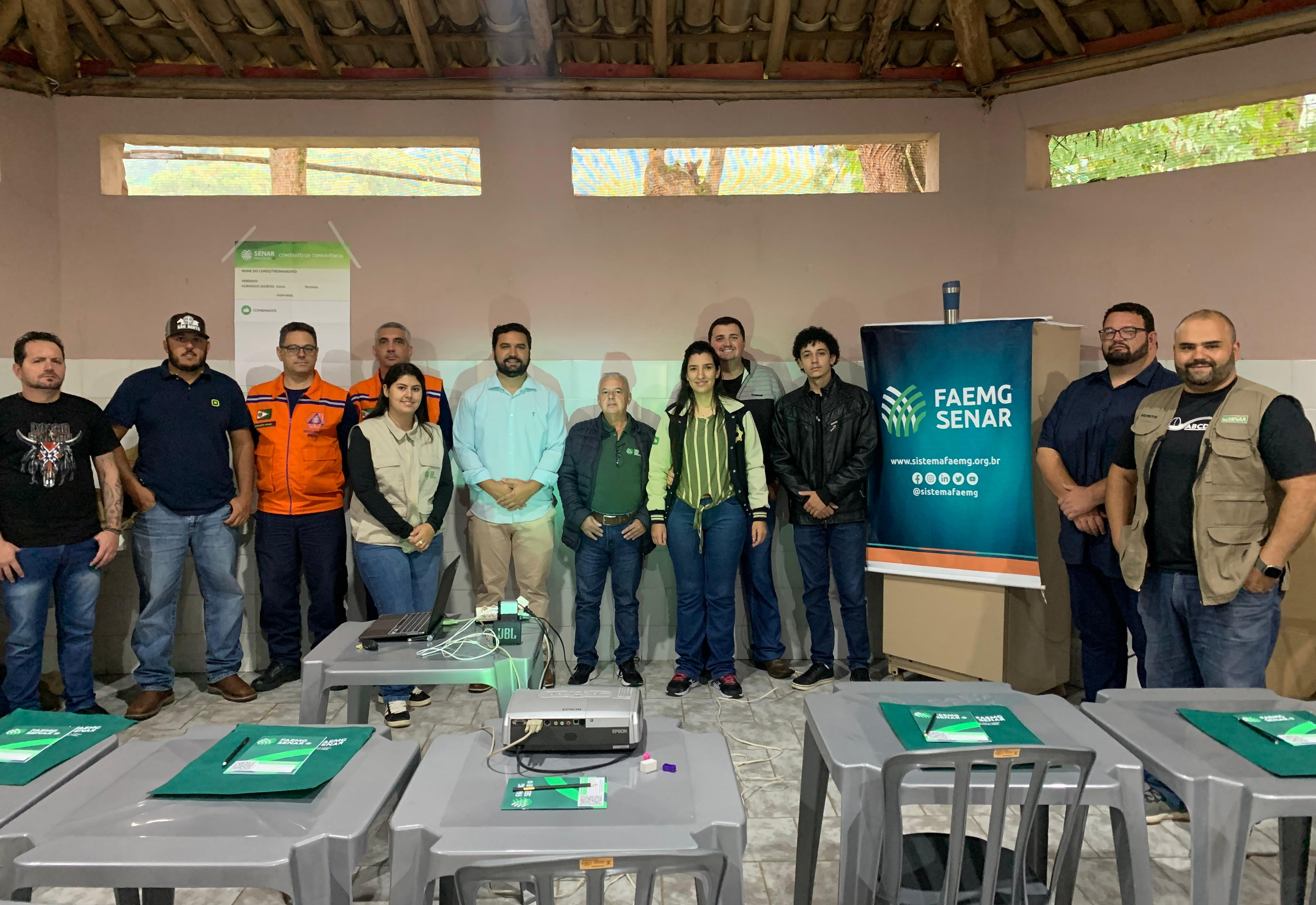 Tecnologia que Transforma: Curso Gratuito de Drone Leva Conhecimento à População de Albertina